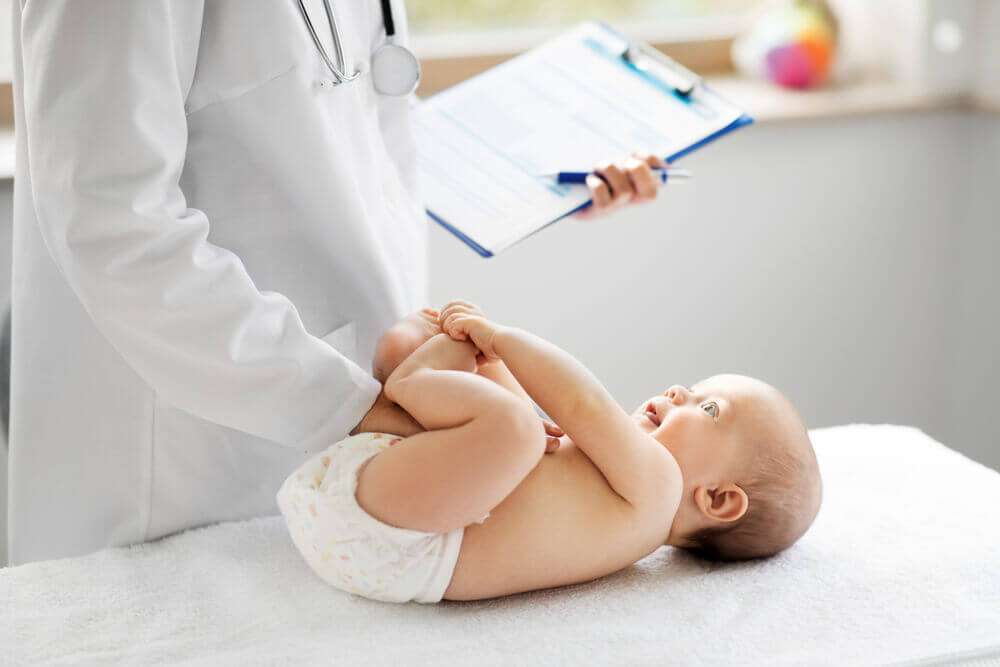 Ομφαλοκήλη σε μωρά