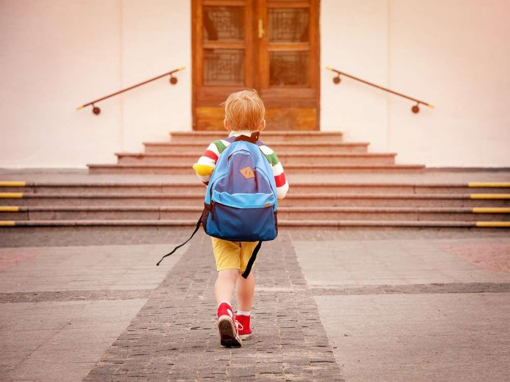 Πίσω στα θρανία. 5 συμβουλές για να βοηθήσετε το παιδί σας με το άγχος της επιστροφής στο σχολείο 1 thr1