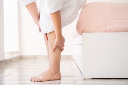 Μούδιασμα στα πόδια. Γιατί μουδιάζουν τα πόδια μου;