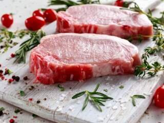 12 Superfoods που μπορείτε να προσθέσετε στη διατροφή σας ακόμα και αν δεν θέλετε να ξοδέψετε πολλά χρήματα