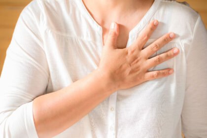 Γιατί υπάρχει ενδεχόμενο η καούρα και η καρδιακή προσβολή να μοιάζουν μεταξύ τους