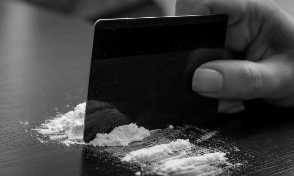 Πώς καταλαβαίνουμε ότι κάποιος κάνει χρήση κοκαΐνης