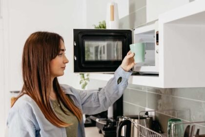 φούρνος μικροκυμάτων